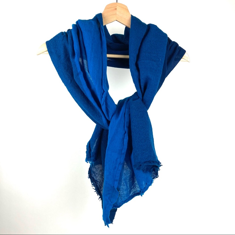 Covering Collection Wool Scarf in Shades of Blue